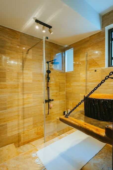 Therme - Corbeanca By The Lake Luxury Villa 외부 사진