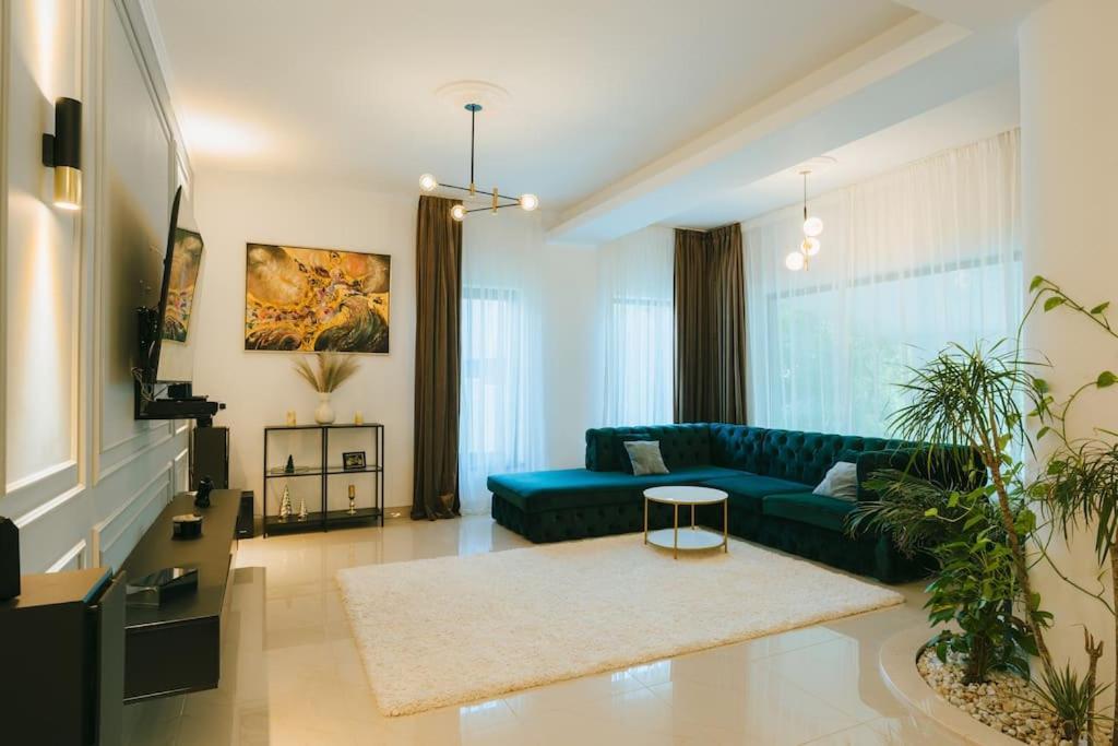 Therme - Corbeanca By The Lake Luxury Villa 외부 사진