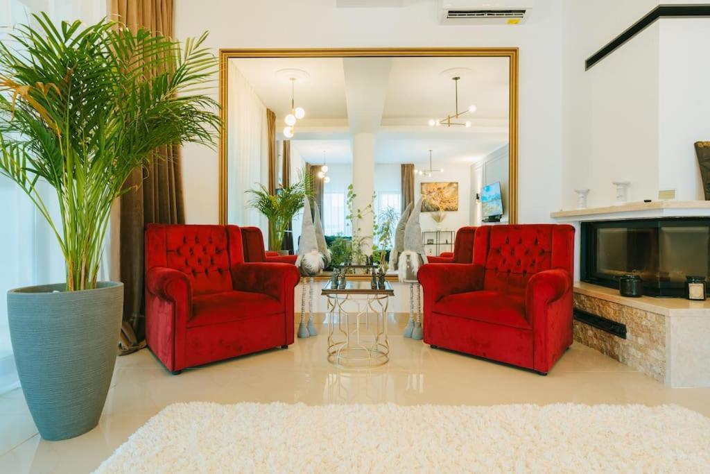 Therme - Corbeanca By The Lake Luxury Villa 외부 사진