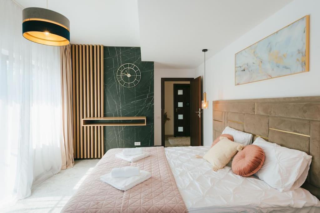 Therme - Corbeanca By The Lake Luxury Villa 외부 사진