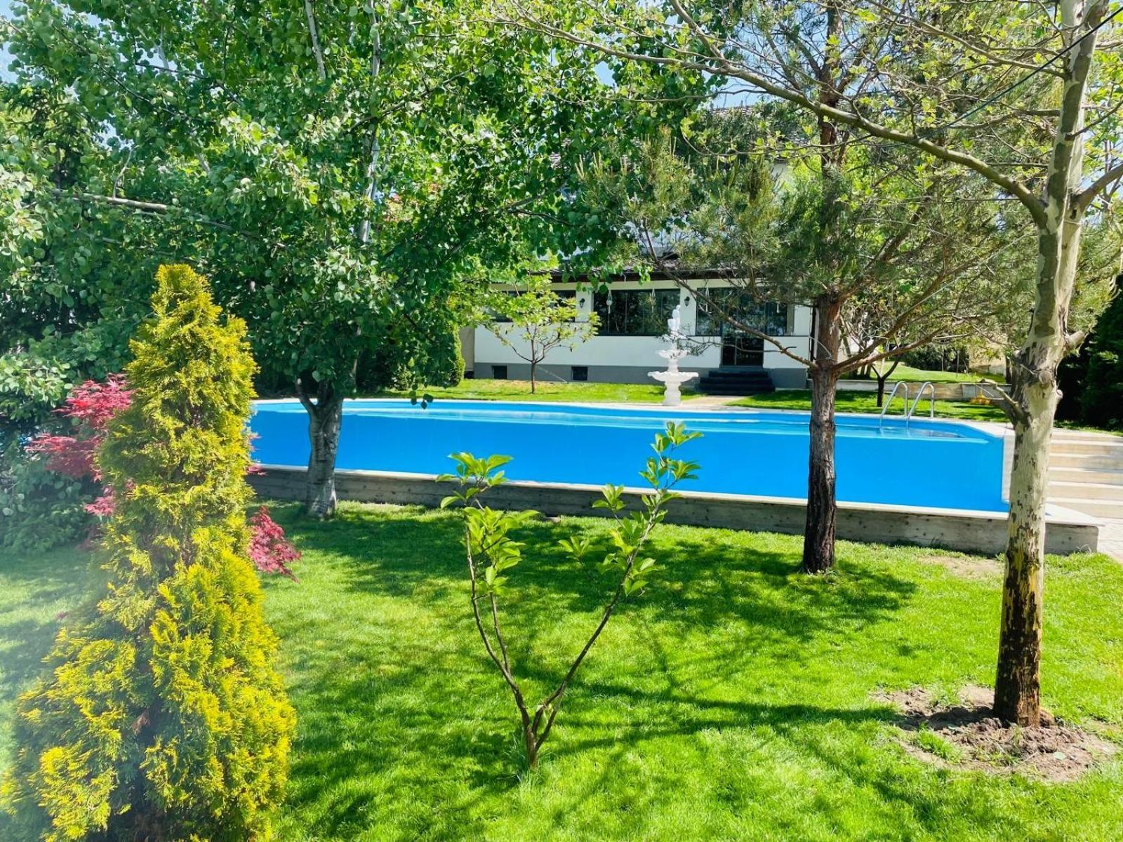 Therme - Corbeanca By The Lake Luxury Villa 외부 사진